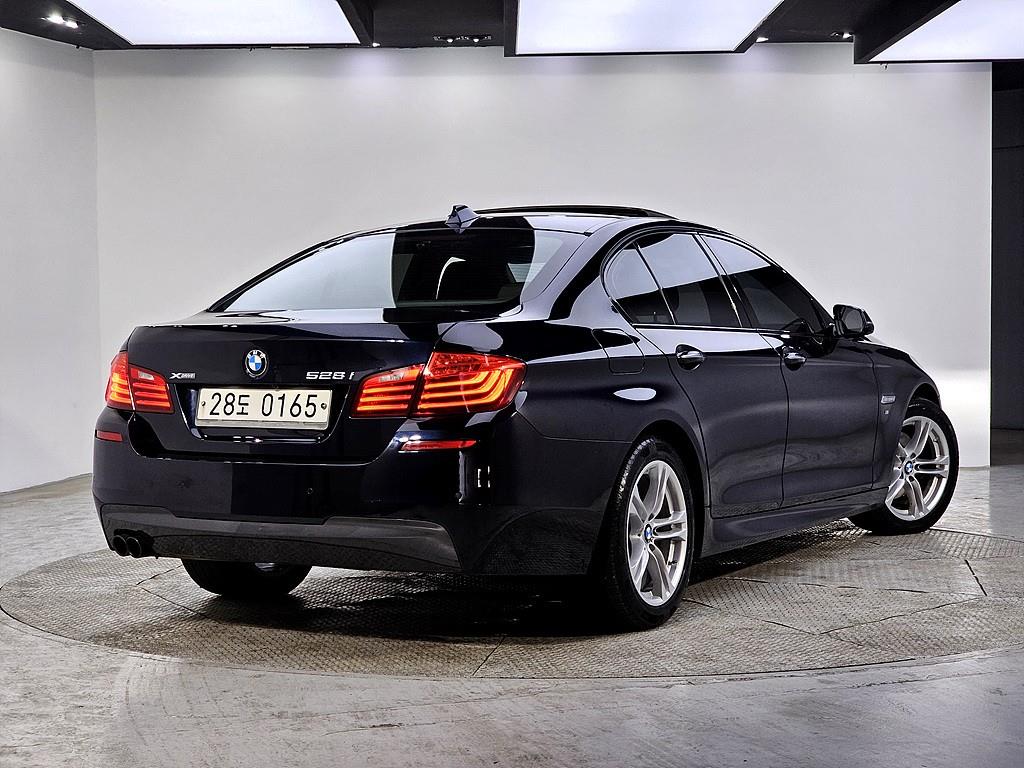 BMW 5 Series - Vista 4