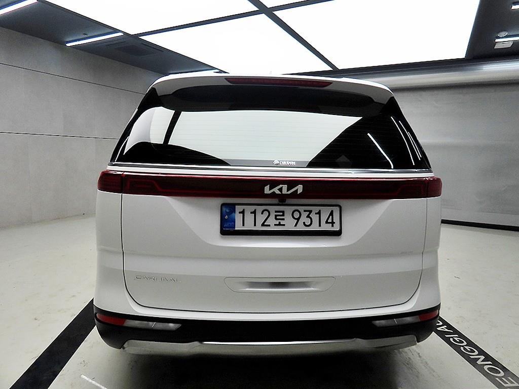 KIA Carnival - Vista 3