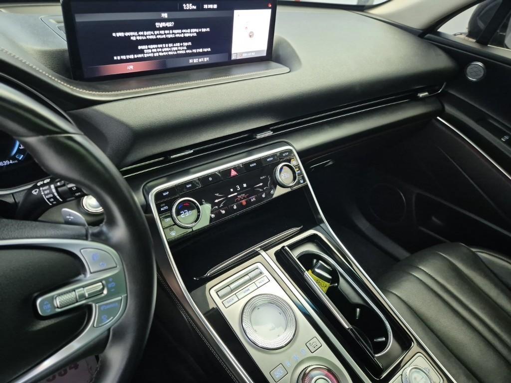 Genesis GV80 - Vista 10