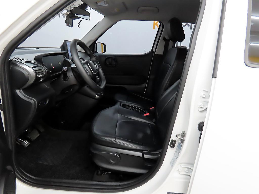 HYUNDAI Casper - Vista 5