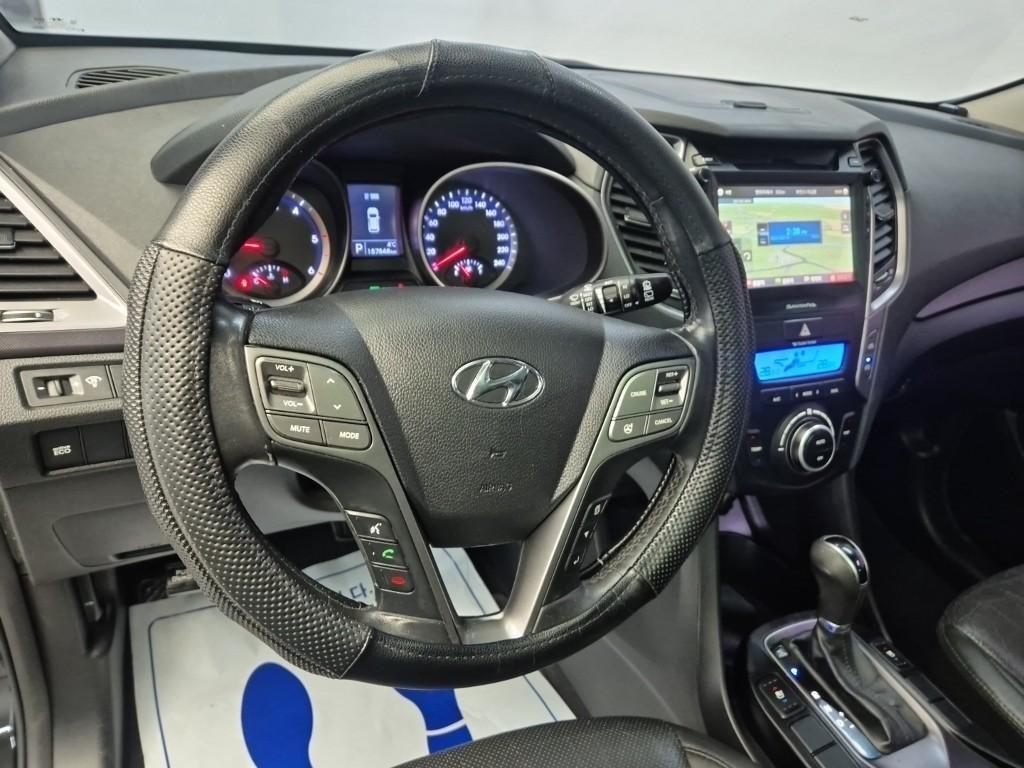 HYUNDAI Santa Fe - Vista 9