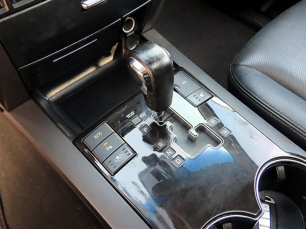 KIA Mohave - Vista 10