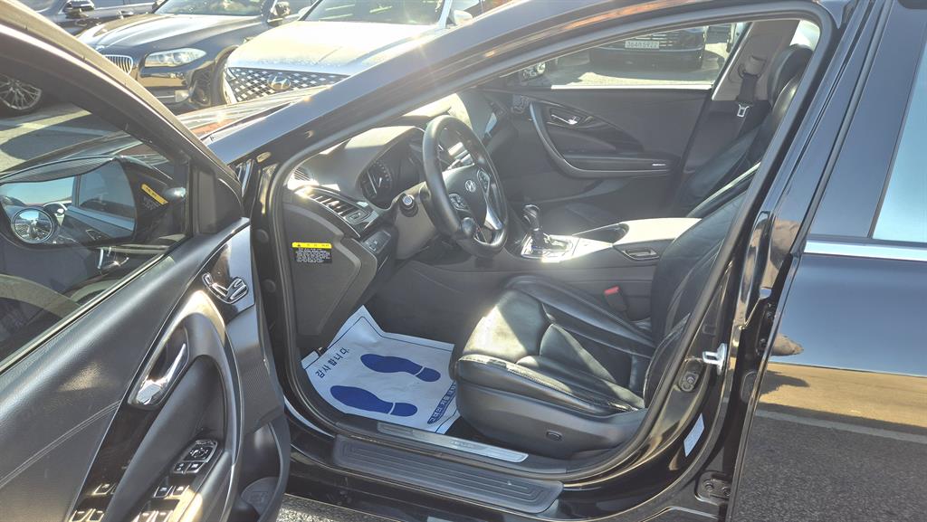 HYUNDAI Grandeur 2015 Negro - Importación desde Corea - HF Imports Iquique - Foto 15