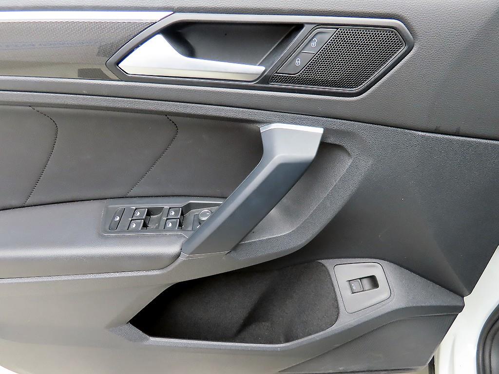 Volkswagen Tiguan - Vista 11