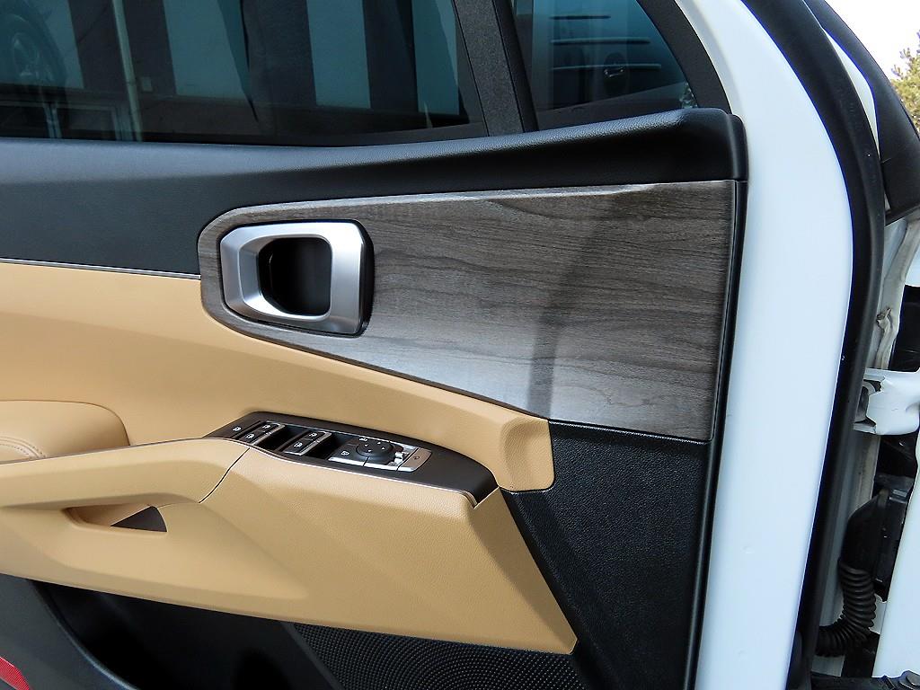 KIA Sorento - Vista 11