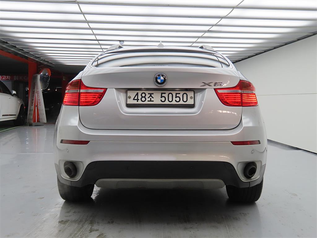 BMW X6 - Vista 3