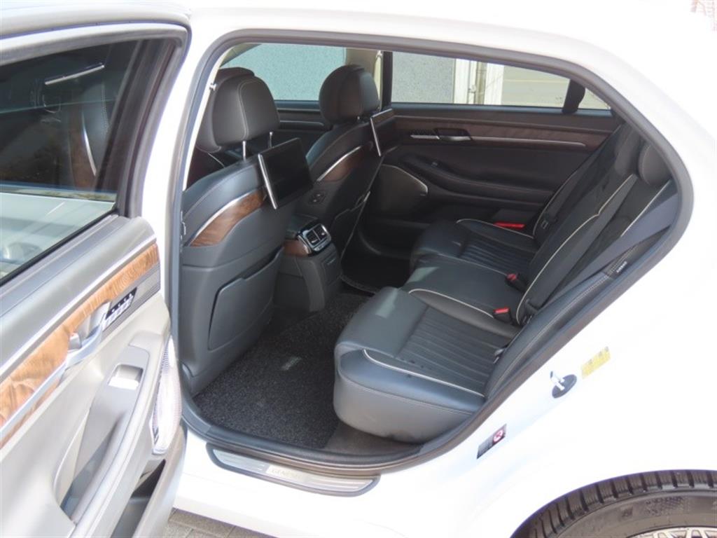 Genesis G90 2019 Blanco - Importación desde Corea - HF Imports Iquique - Foto 13