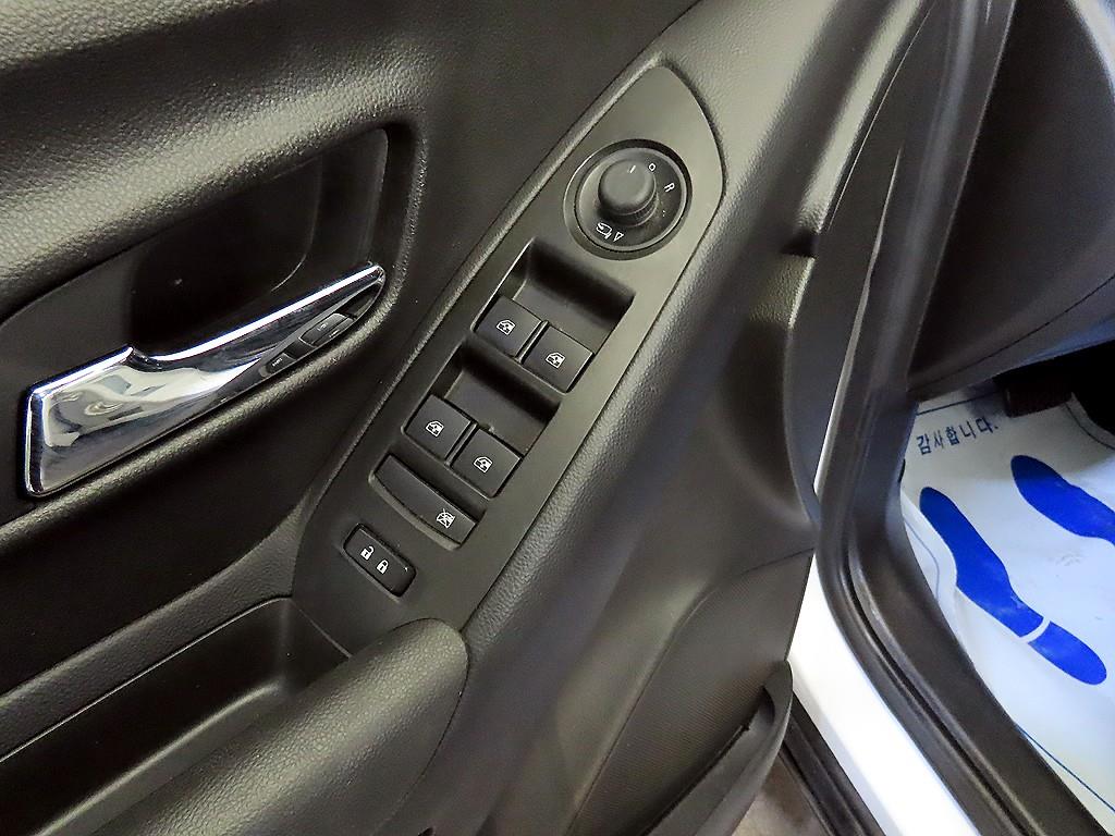 Chevrolet Trax 2018 Blanco - Importación desde Corea - HF Imports Iquique - Foto 13