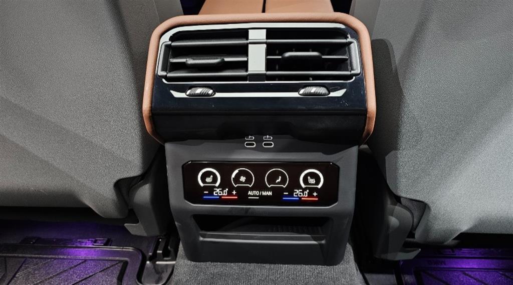 BMW 5 Series 2025 Negro - Importación desde Corea - HF Imports Iquique - Foto 19