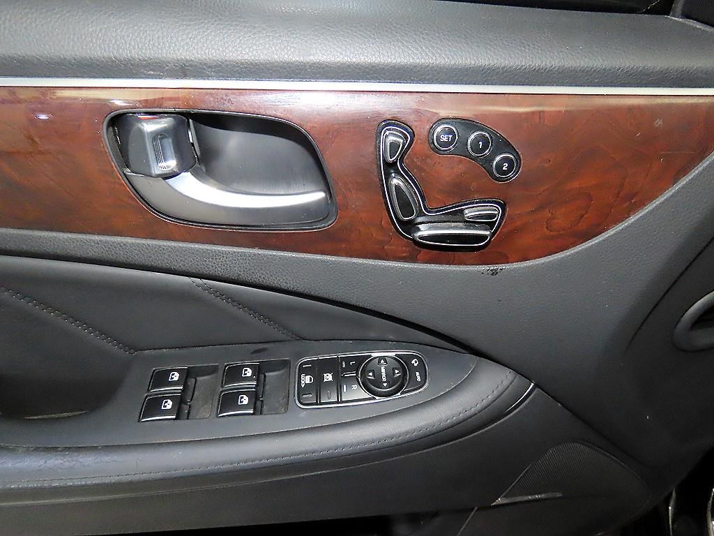 HYUNDAI Equus 2015 Negro - Importación desde Corea - HF Imports Iquique - Foto 13