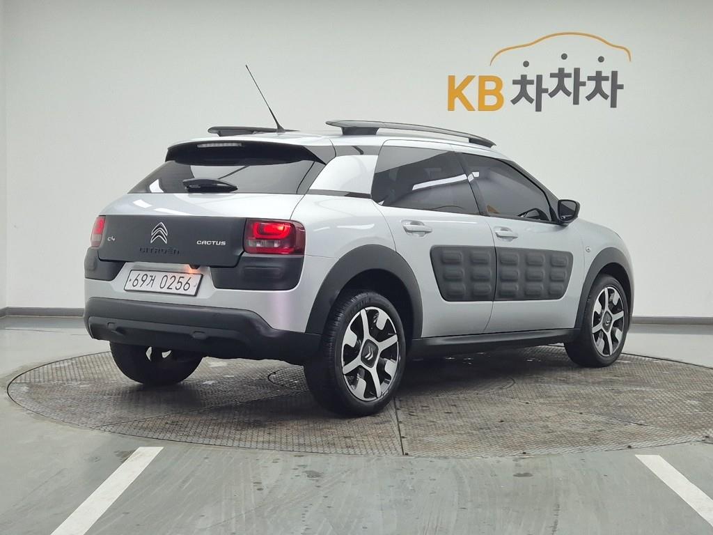 Citroen C4 - Vista 4