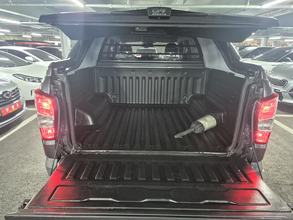 Ssangyong Rexton 2019 Gris - Importación desde Corea - HF Imports Iquique - Foto 17