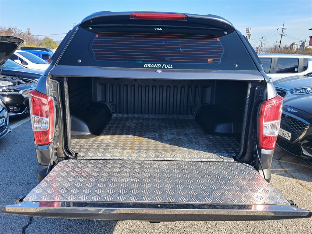 Ssangyong Rexton - Vista 5