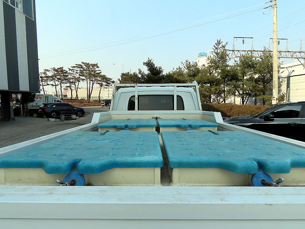 Small Truck (Completed) a live fish car - Vista 5