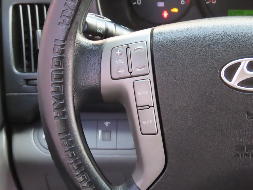 HYUNDAI Starex 2012 Gris - Importación desde Corea - HF Imports Iquique - Foto 12