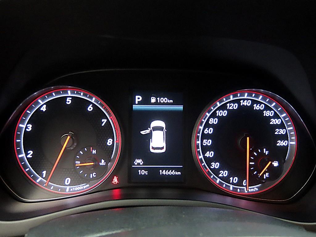 HYUNDAI Veloster - Vista 8