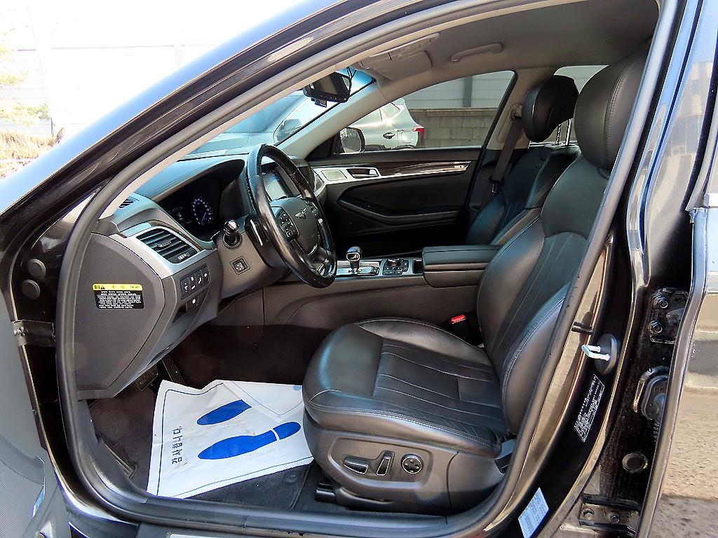 Genesis G80 - Vista 5