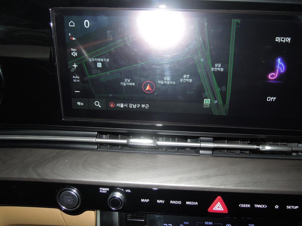 KIA Carnival 2021 Blanco - Importación desde Corea - HF Imports Iquique - Foto 13