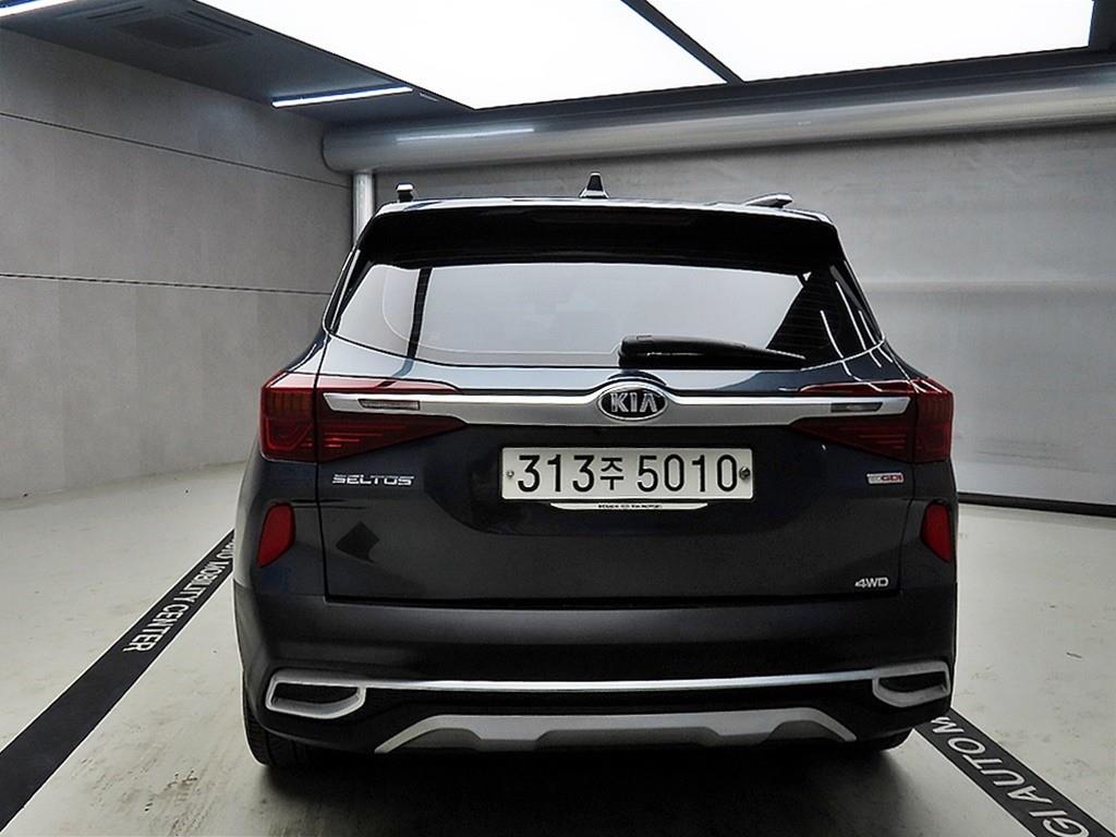 KIA Seltos - Vista 3