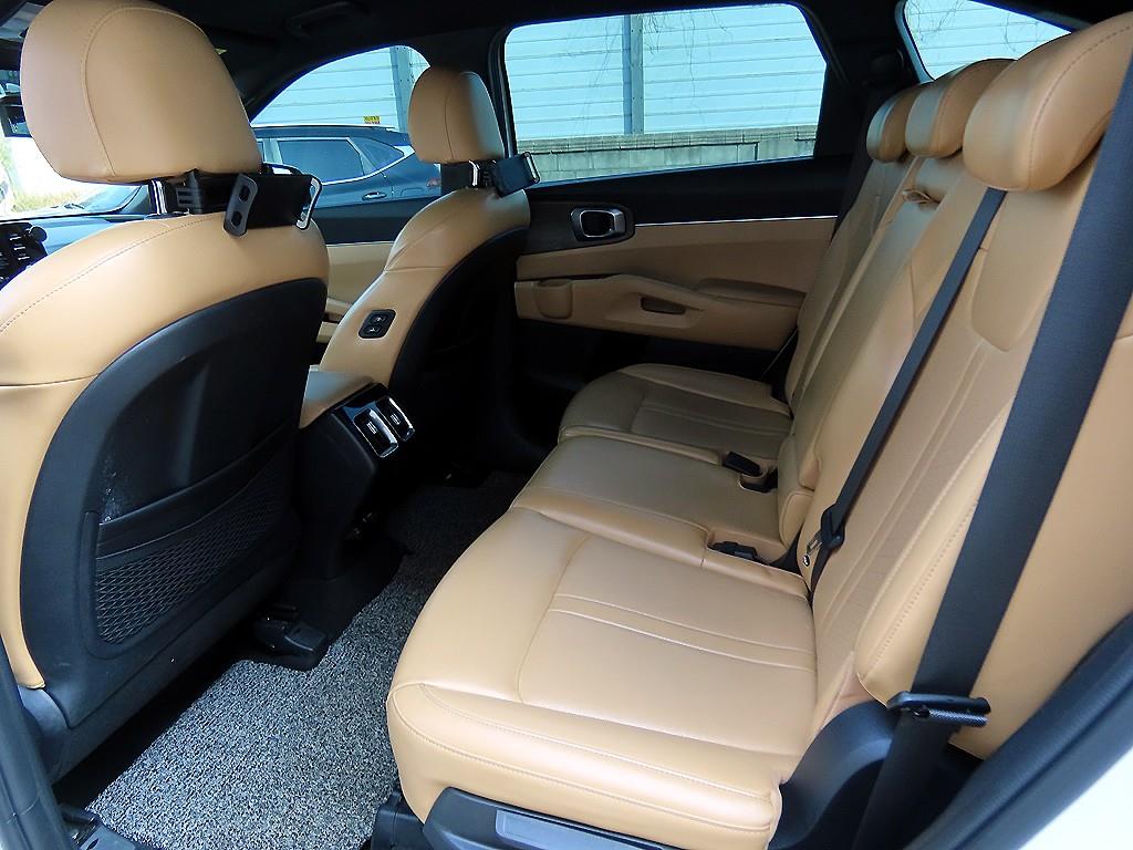 KIA Sorento - Vista 6