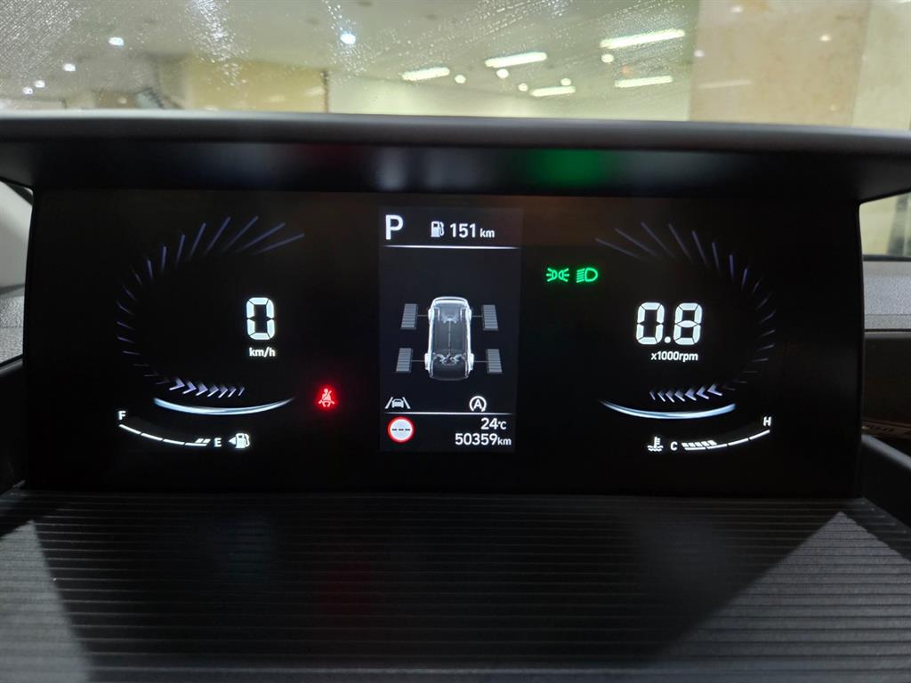 HYUNDAI Staria - Vista 11