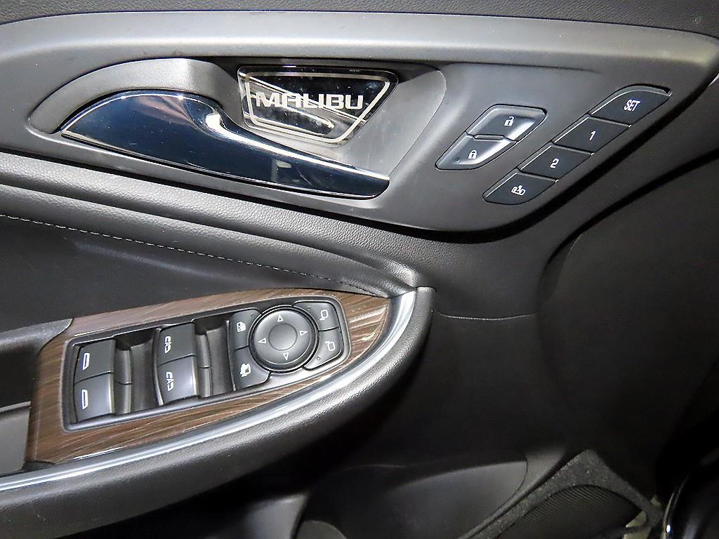 Chevrolet Malibu 2017 Negro - Importación desde Corea - HF Imports Iquique - Foto 13
