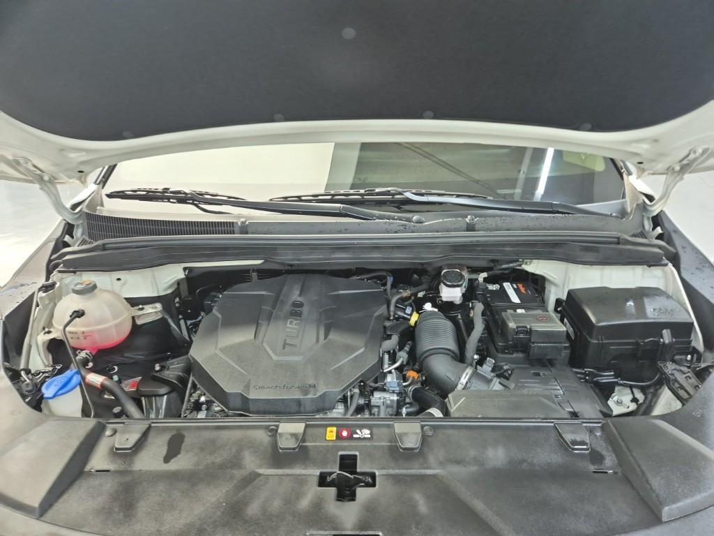 KIA Carnival - Vista 5