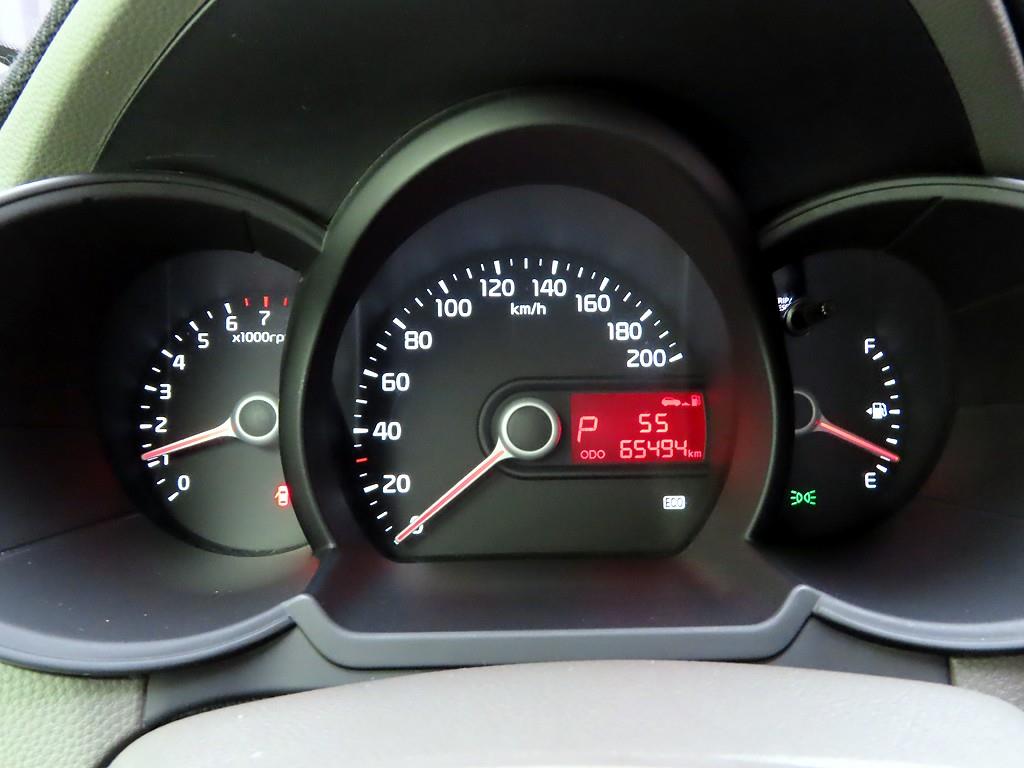 KIA Morning - Vista 6