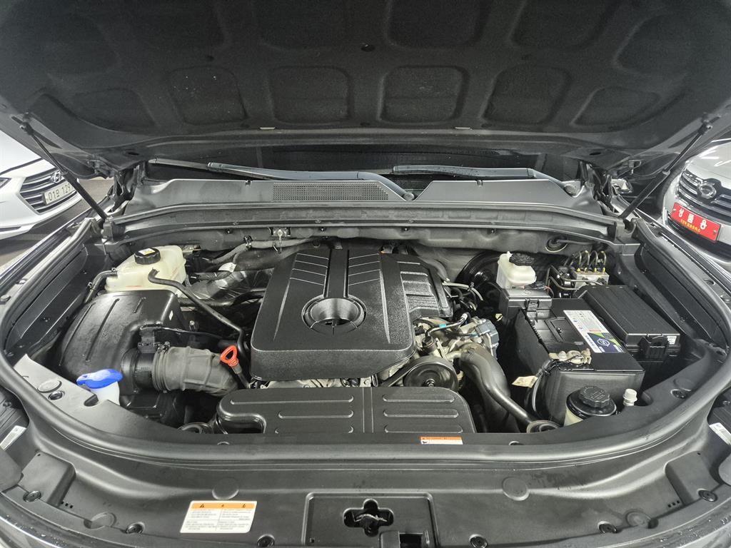 Ssangyong Rexton 2019 Gris - Importación desde Corea - HF Imports Iquique - Foto 19