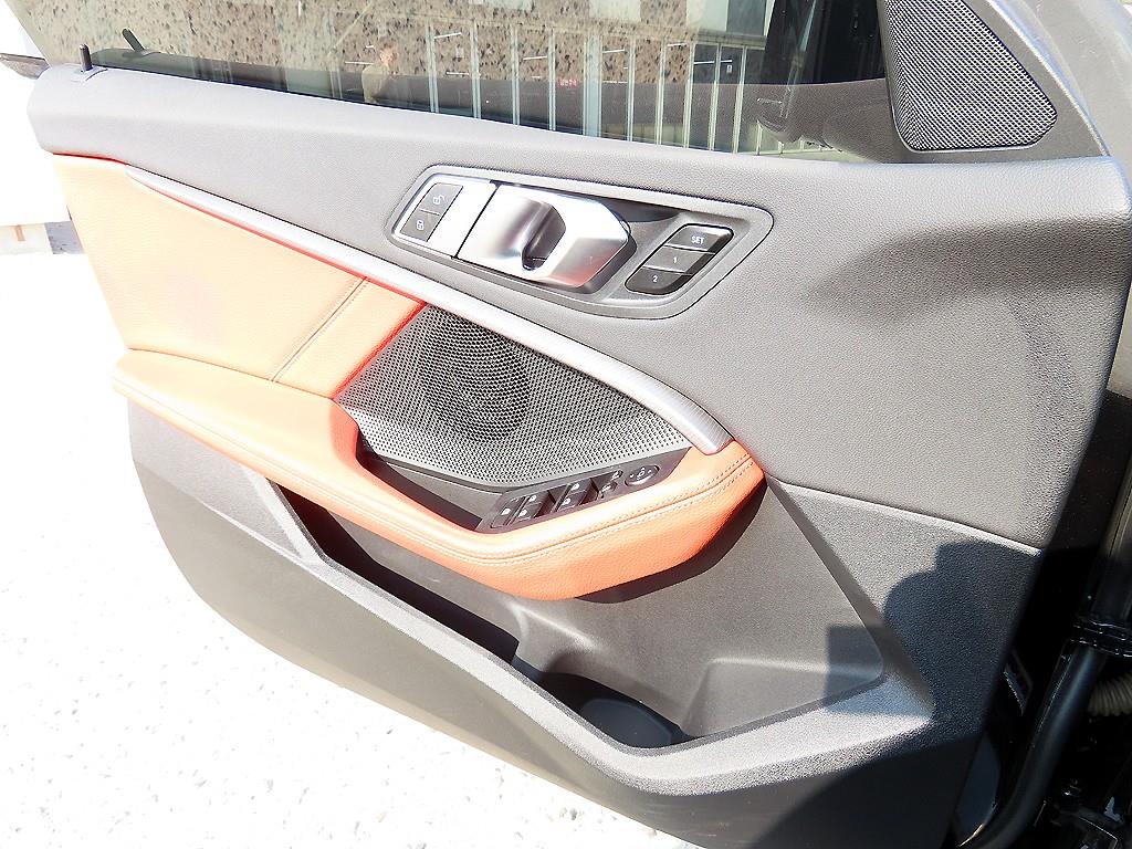 BMW 2 series - Vista 12