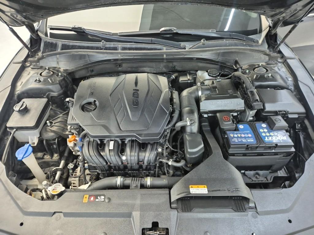 HYUNDAI Grandeur - Vista 5