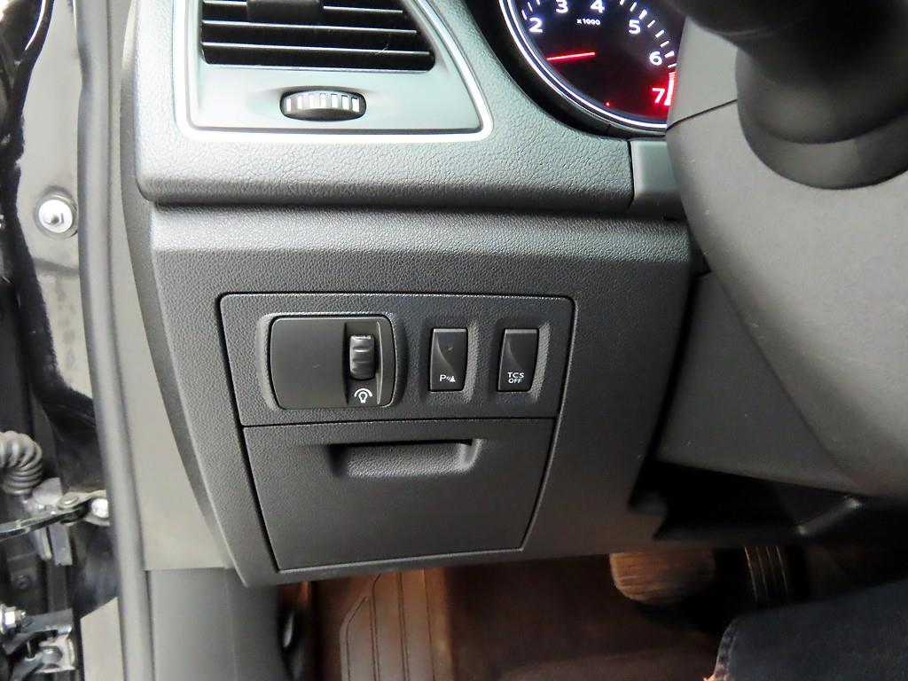 SAMSUNG SM7 - Vista 12