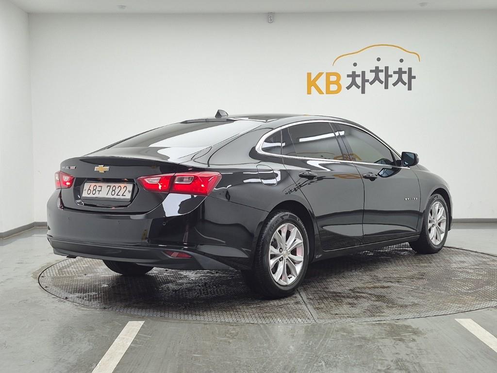 Chevrolet Malibu - Vista 4