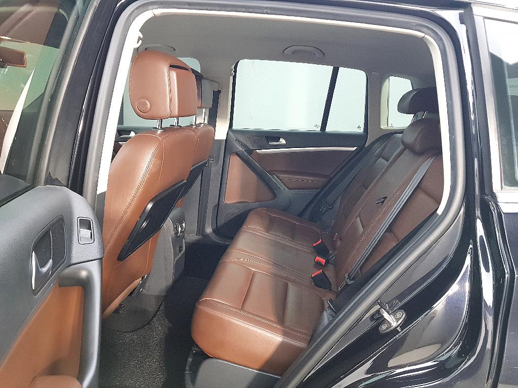 Volkswagen Tiguan - Vista 9