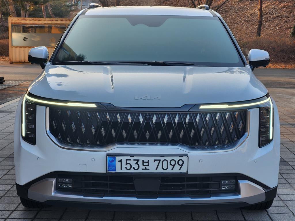 KIA Carnival - Vista 3