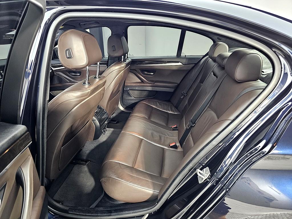 BMW 5 Series - Vista 9