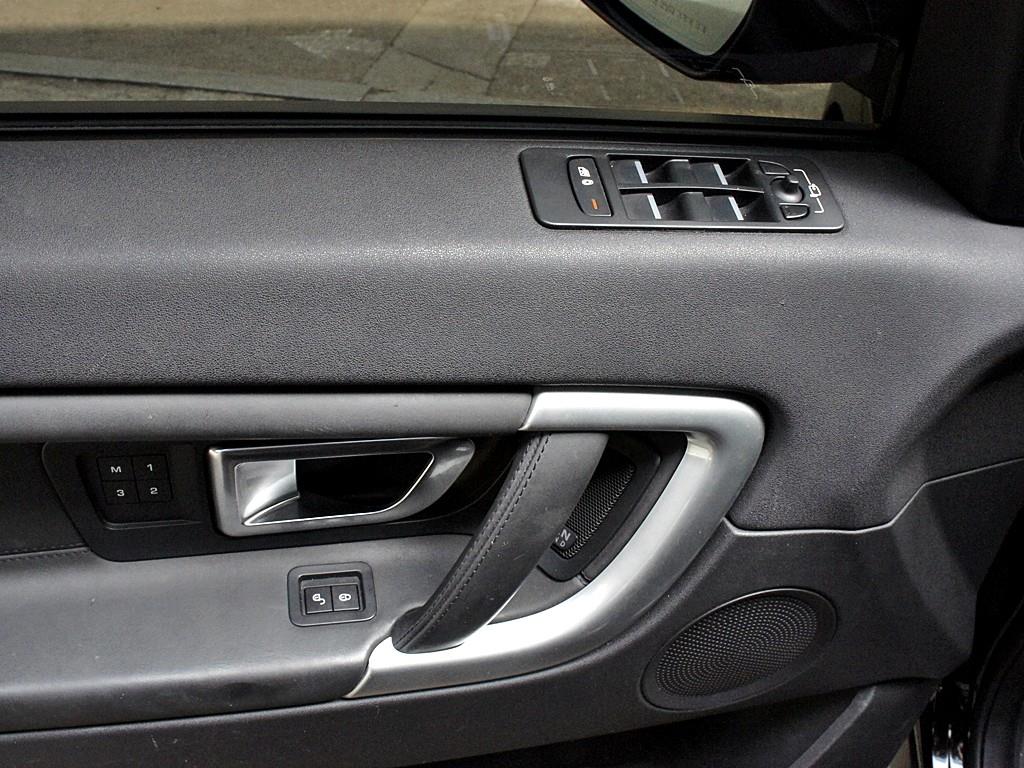 Land Rover Discovery Sports 2018 Negro - Importación desde Corea - HF Imports Iquique - Foto 13