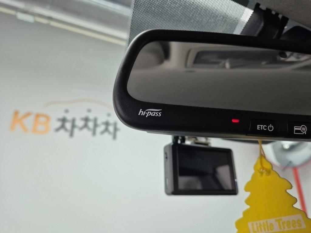 HYUNDAI Venue 2021 Blanco - Importación desde Corea - HF Imports Iquique - Foto 14