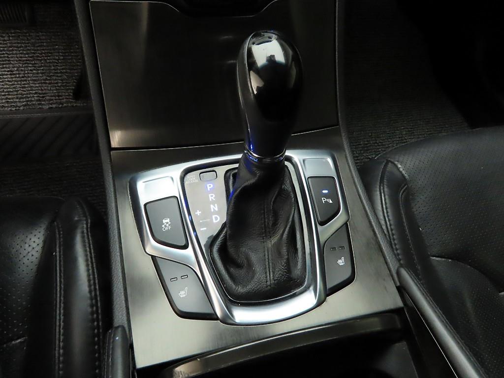 HYUNDAI Grandeur - Vista 10