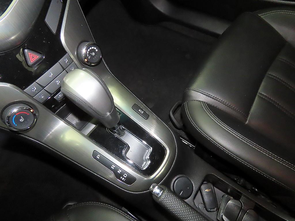 Chevrolet Cruise - Vista 12