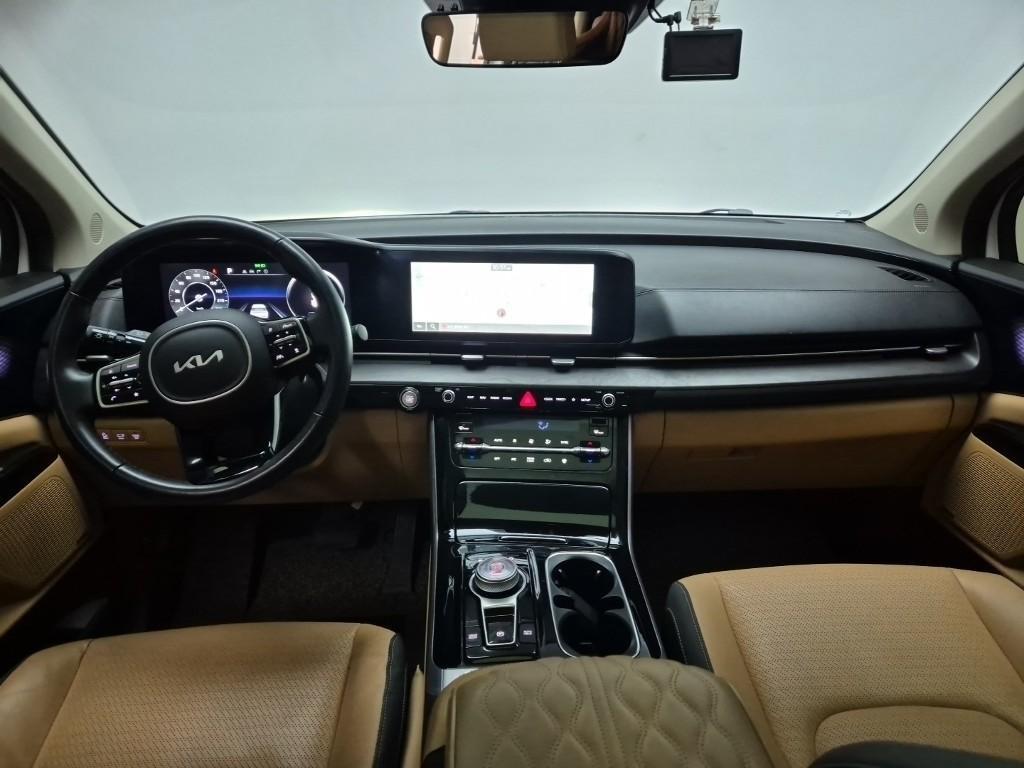 KIA Carnival - Vista 7