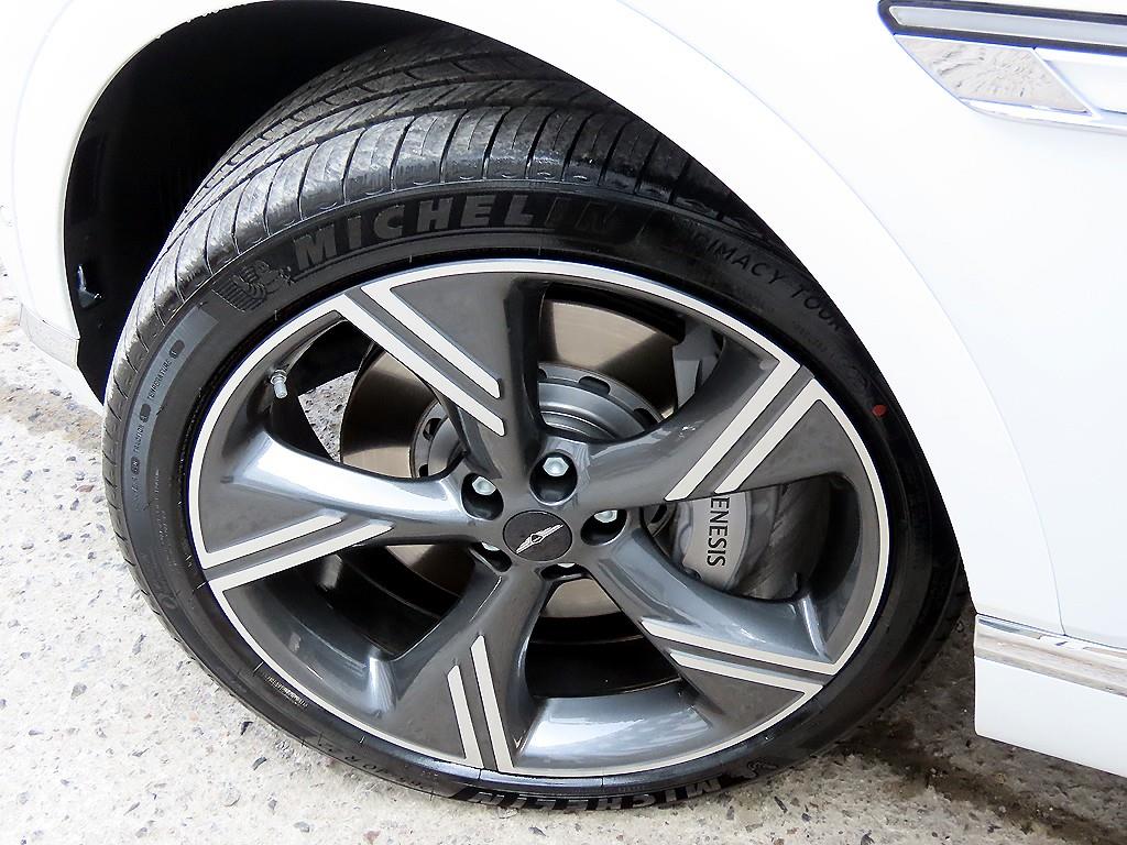 Genesis GV80 2026 Blanco - Importación desde Corea - HF Imports Iquique - Foto 20