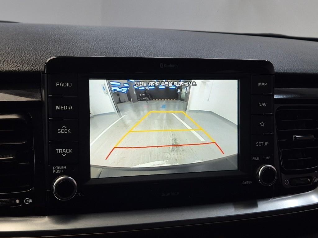 KIA Stonic - Vista 11