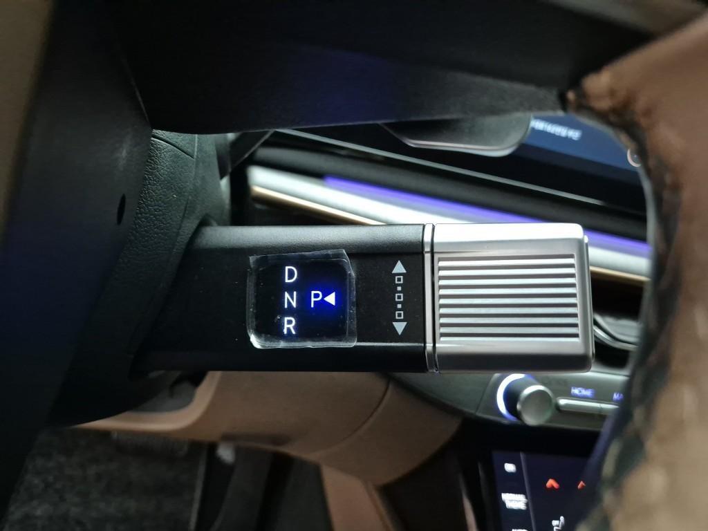 HYUNDAI Grandeur - Vista 8