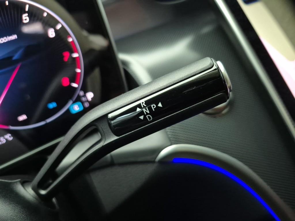 Mercedes Benz GLC Class - Vista 8