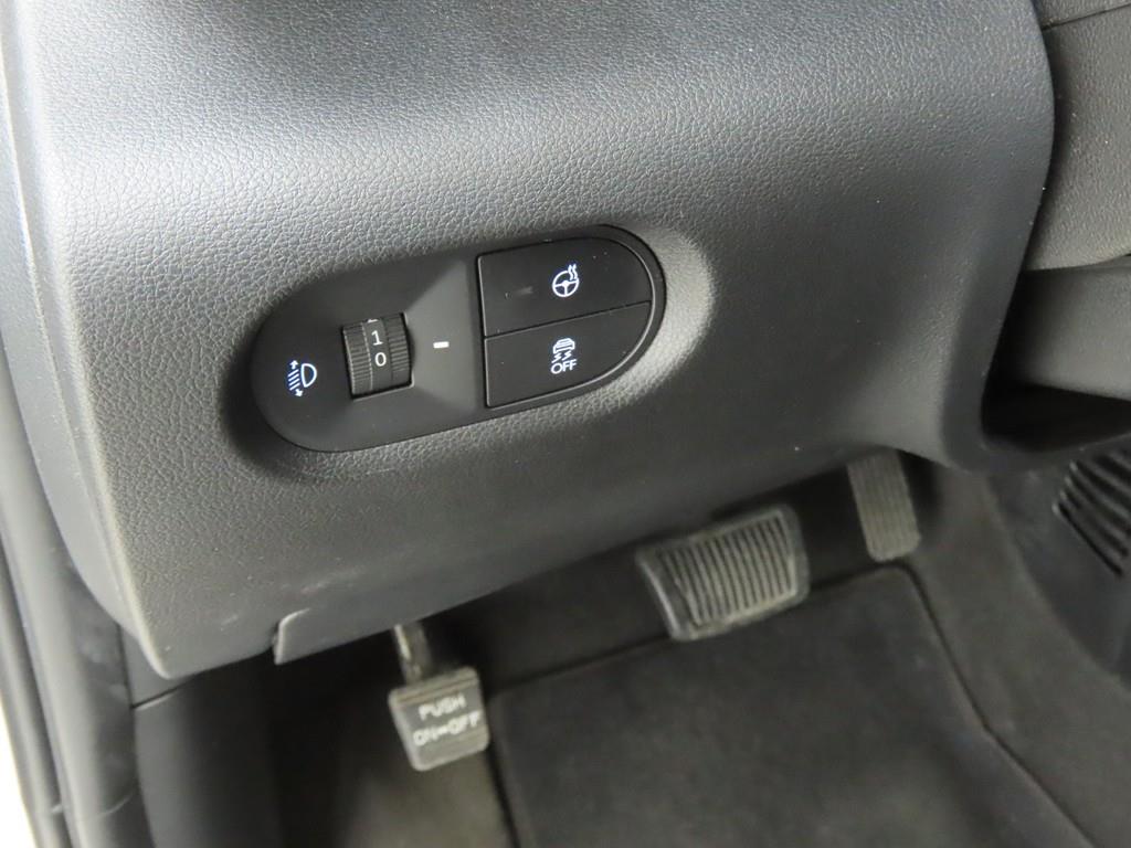 HYUNDAI Casper - Vista 10