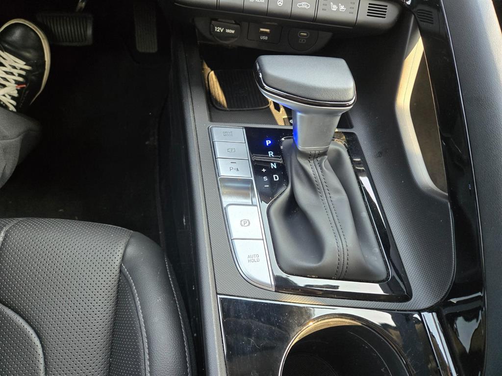 HYUNDAI Avante - Vista 8