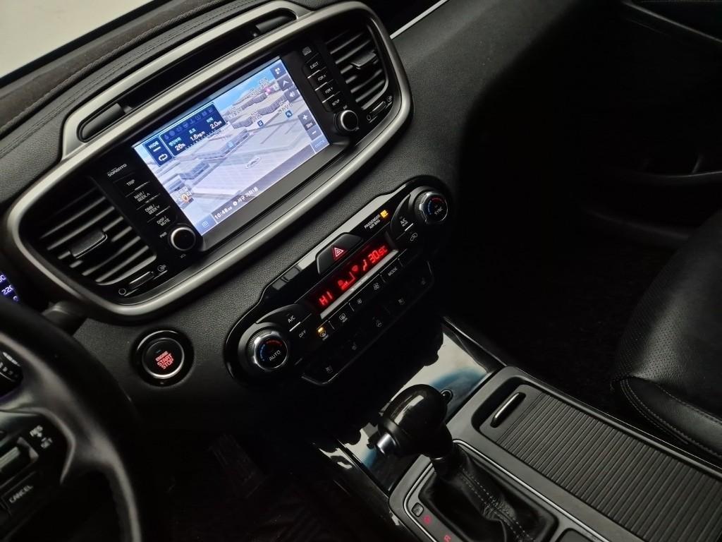 KIA Sorento - Vista 10