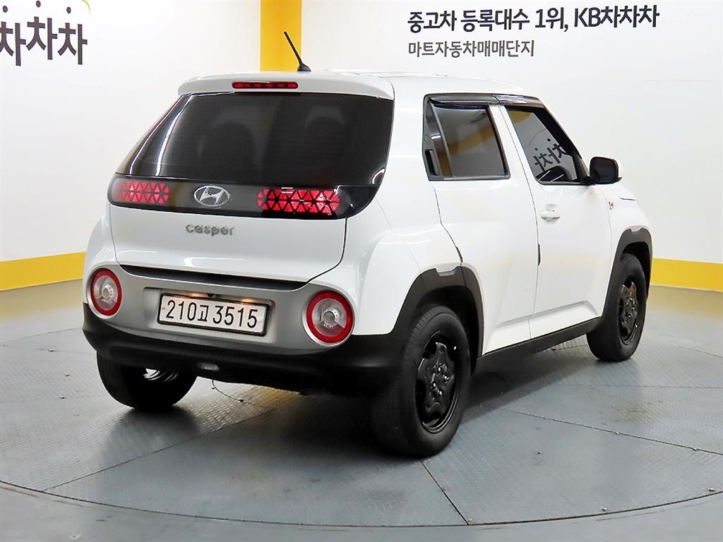 HYUNDAI Casper - Vista 4