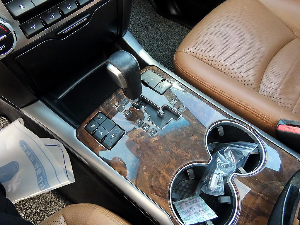 KIA Mohave - Vista 10